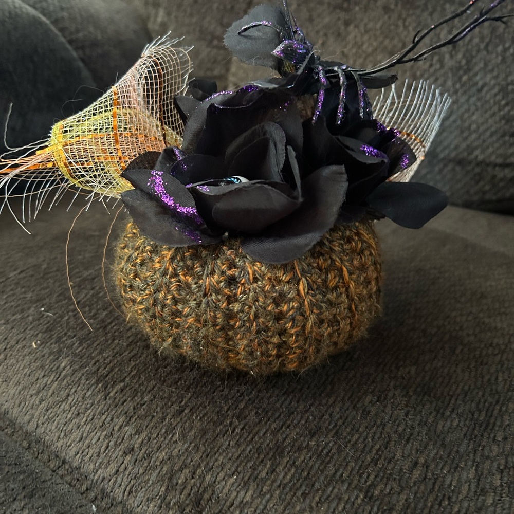 Handcrafted Black and Brown Floral Accent